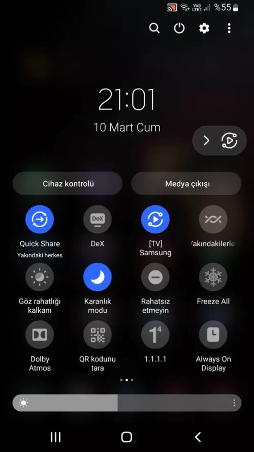 Screenshot_20230310-210134_One UI Home.webp