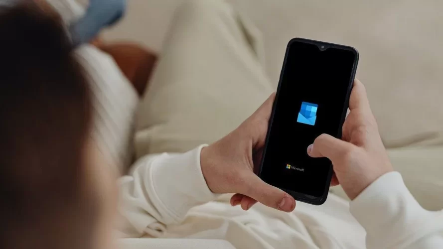 Top-8-Ways-to-Fix-Outlook-App-Not-Working-on-Android_4d470f76dc99e18ad75087b1b8410ea9.webp