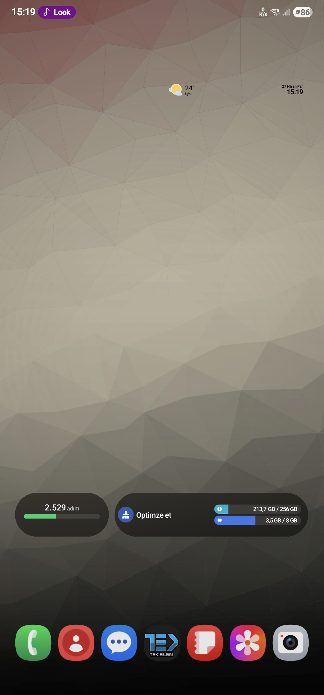 Screenshot_20250427_151930_One UI Home.png