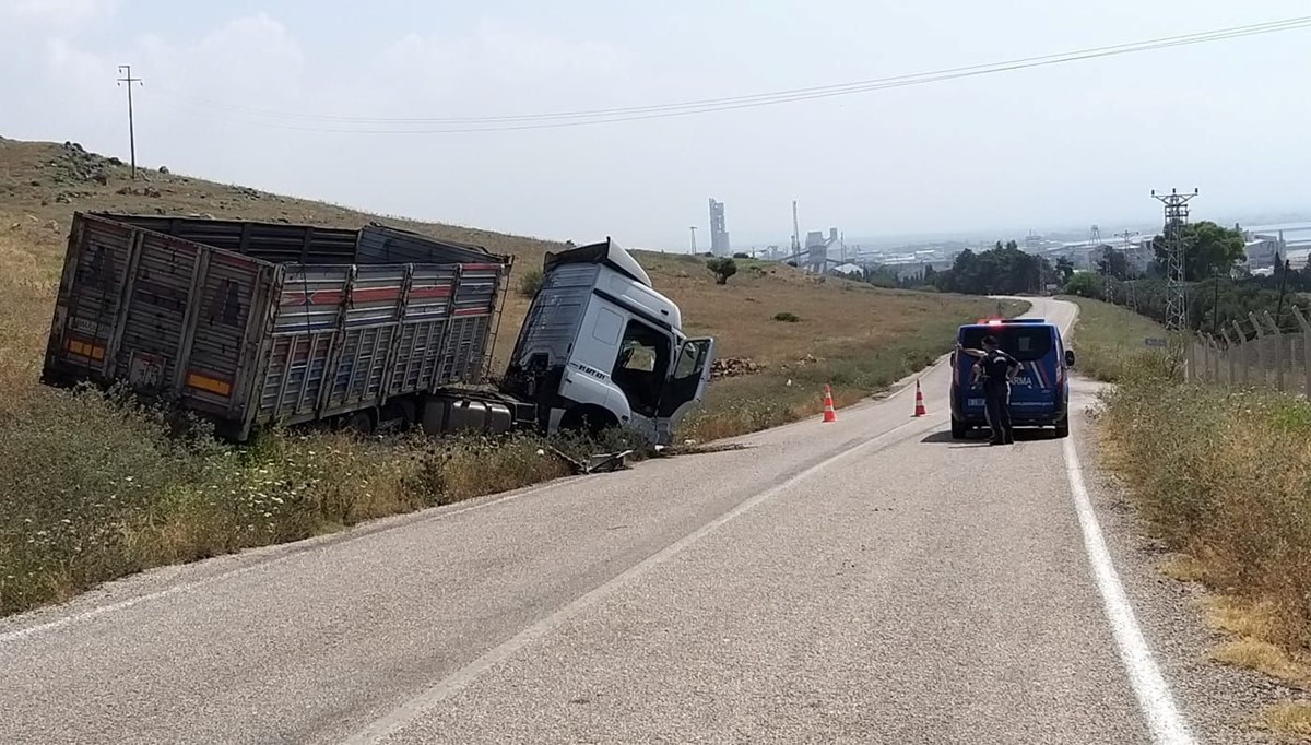 Adana'da feci kaza: 3 ölü, 2 yaralı