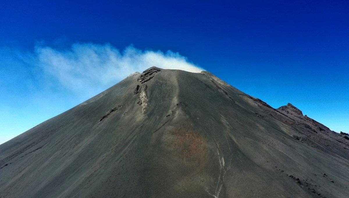 Meksika’daki Popocatepetl Yanardağı’nda 5 yeni patlama meydana geldi