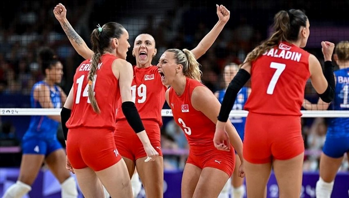 Türkiye-İtalya voleybol maçı ne zaman, saat kaçta ve hangi kanalda? Filenin Sultanları çeyrek finaller için parkede