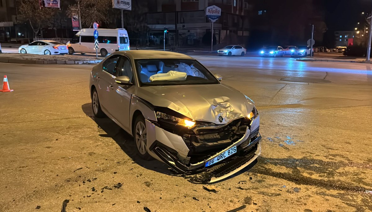 Elazığ'da trafik kazası: 6 kişi yaralandı