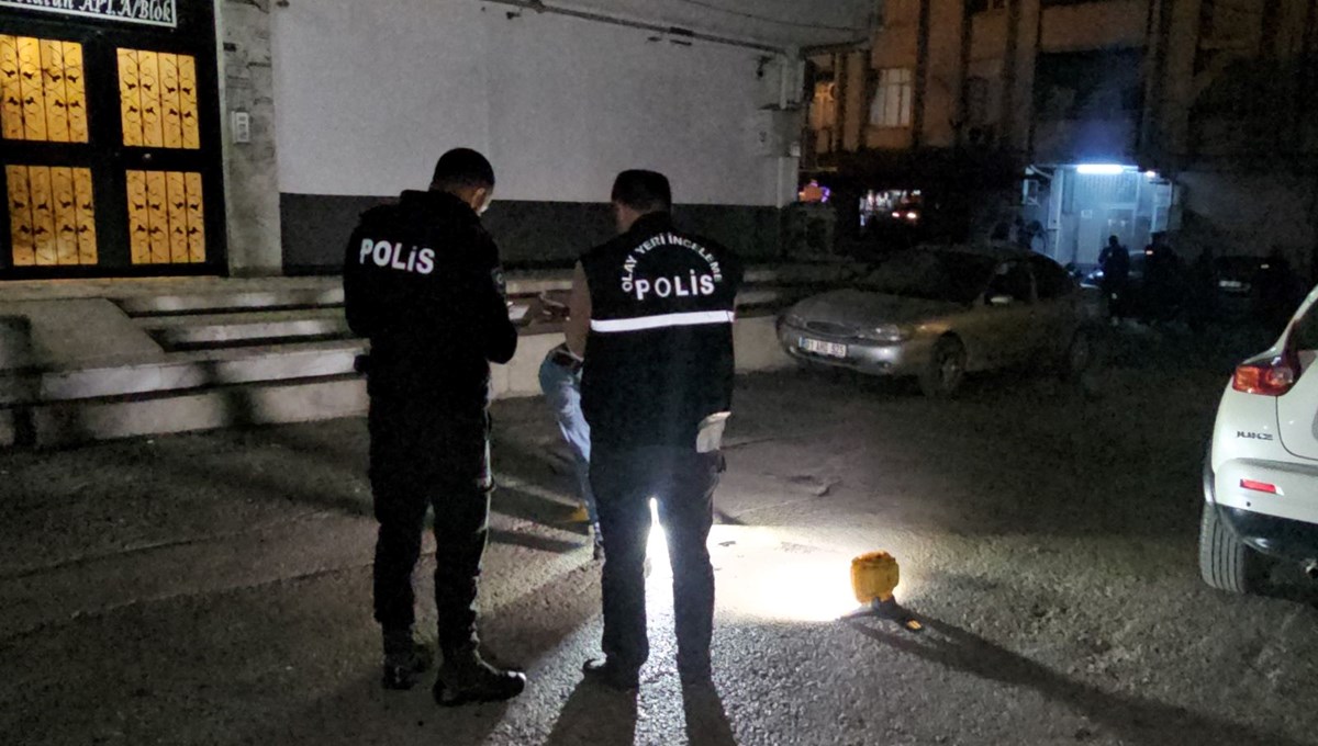 Adana'da bıçaklı kavga: 1 ölü