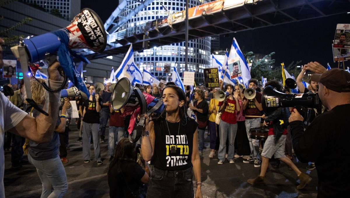 Tel Aviv'de esir takası talebiyle Netanyahu protestosu