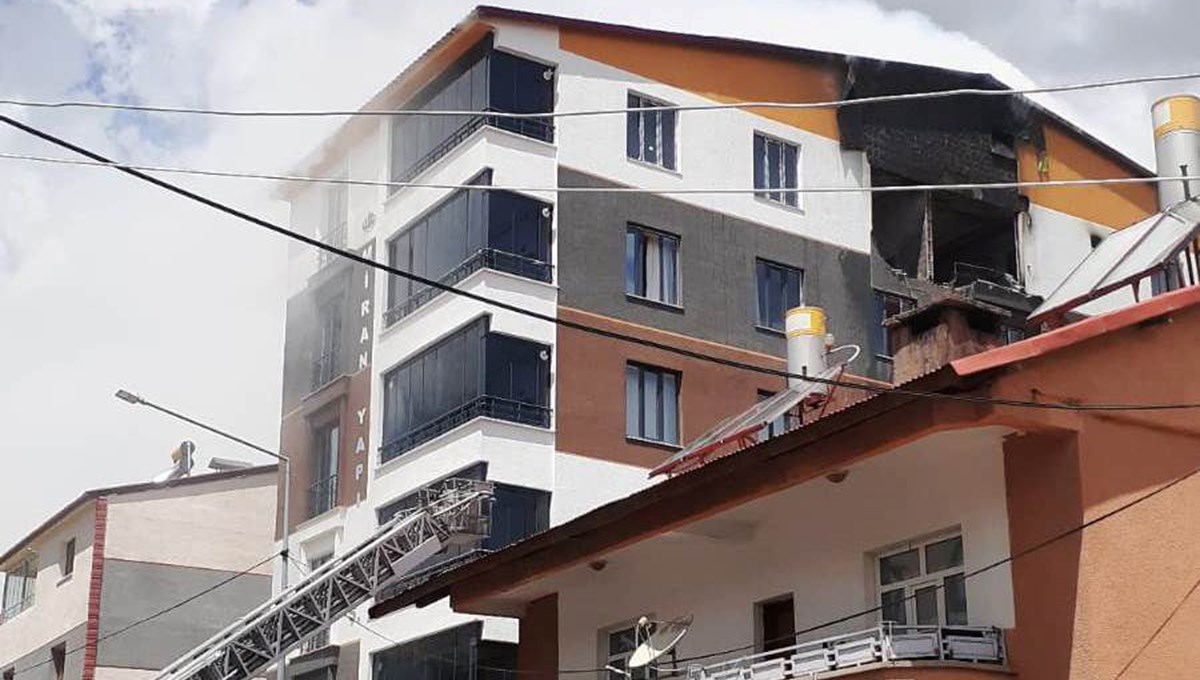 Bitlis'te apartman dairesinde patlama: 1 ölü