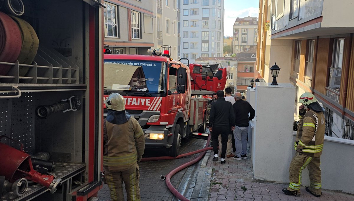 İstanbul'da 5 katlı binada yangın