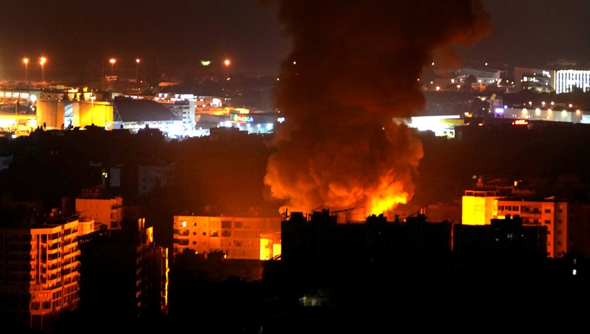 İsrail'den Beyrut'a yeni bombardıman: Dahiye bölgesinde çok sayıda patlama