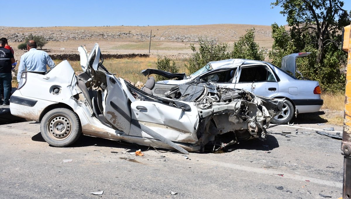 Aksaray'da hatalı sollama kazası: 3 ölü, 2 yaralı