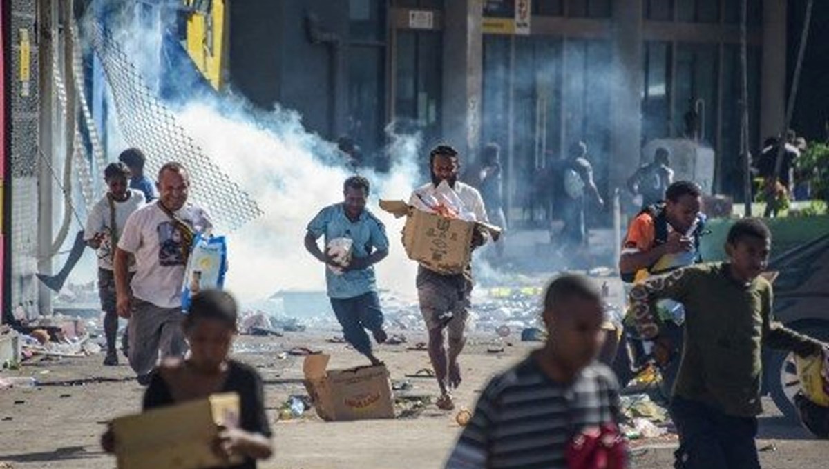 Papua Yeni Gine'de şiddet olayları: 16 kişi hayatını kaybetti