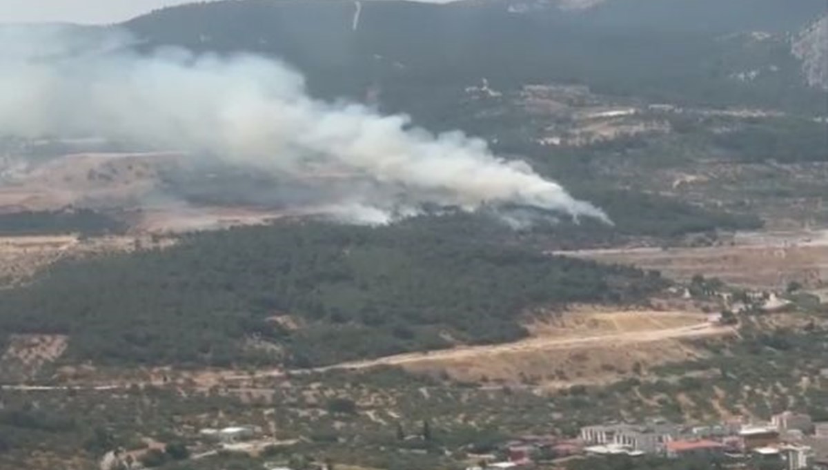 İzmir ve Manisa’da orman yangını: Ekiplerin müdahalesi sürüyor