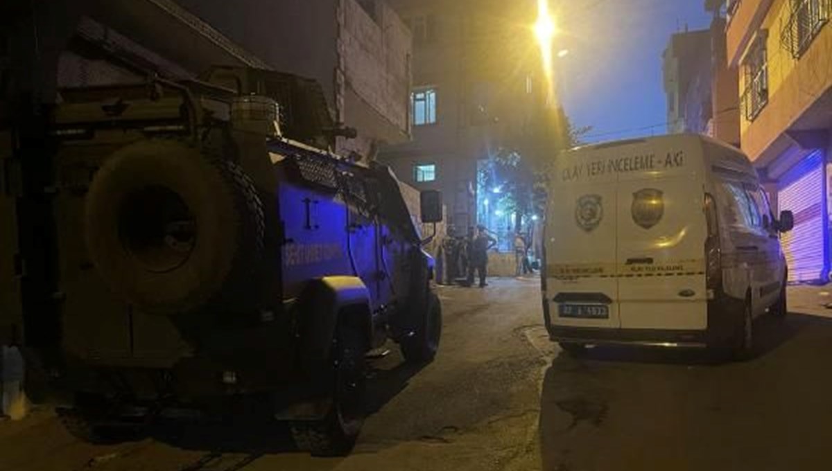 Gaziantep’te komşu aileler birbirine girdi: 1’i polis 15 yaralı