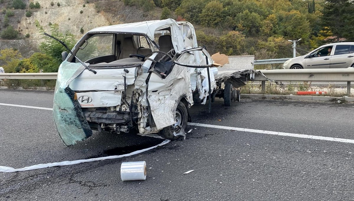 Bilecik'te meydana gelen trafik kazasında 1'i ağır 2 kişi yaralandı