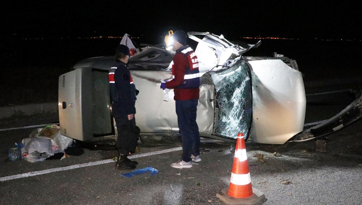 Denizli'de feci kaza: Anne, baba ve gelinleri can verdi