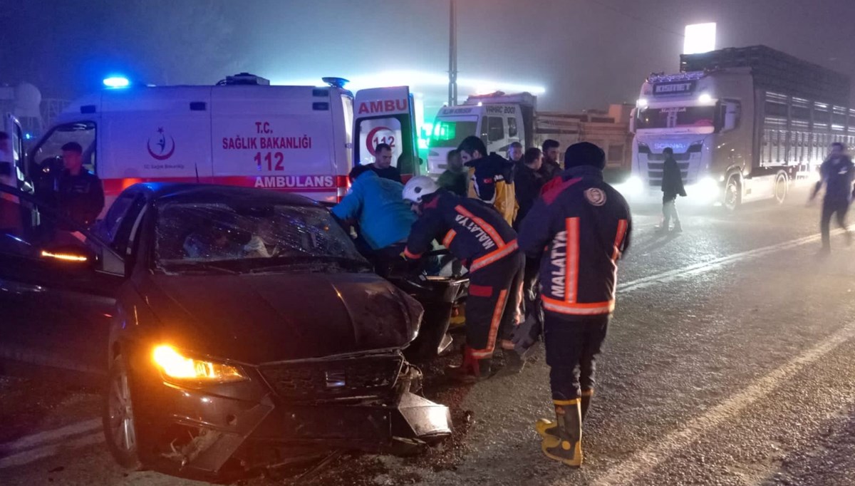 Malatya'da iki otomobil çarpıştı: 1 ölü, 5 yaralı