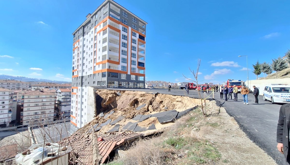 Ankara'da istinat duvarı gecekondunun üzerine çöktü