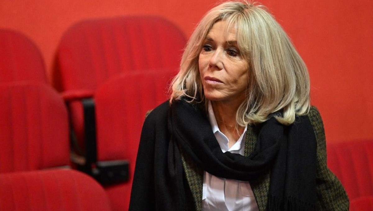 Fransa'nın First Lady'si Brigitte Macron cinsiyetsiz Fransızca kullanımına karşı çıktı