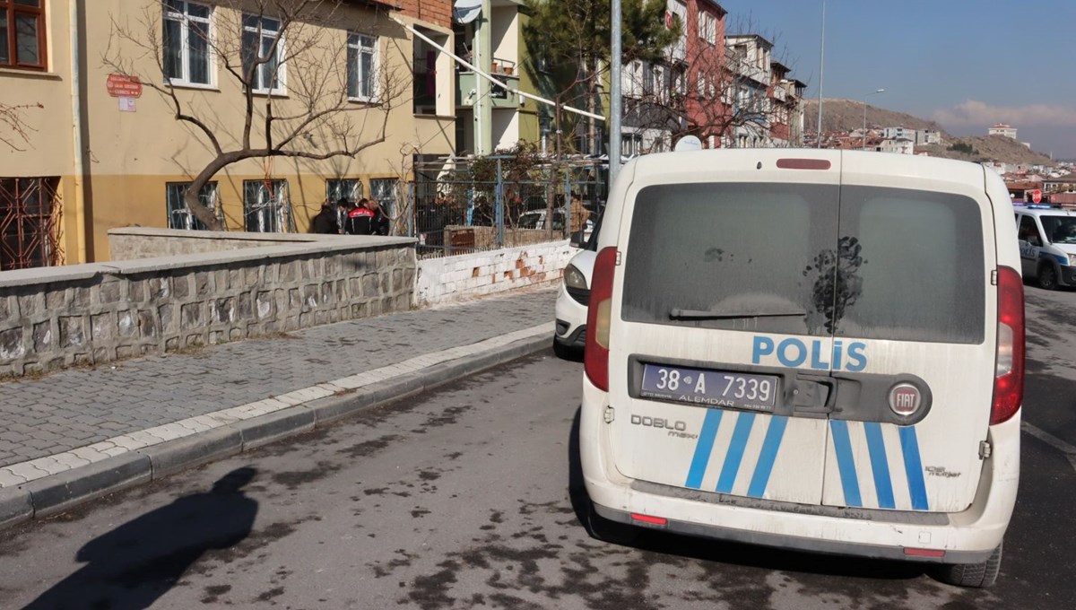 Kayseri'de kocasının rehin aldığı kadını polis kurtardı