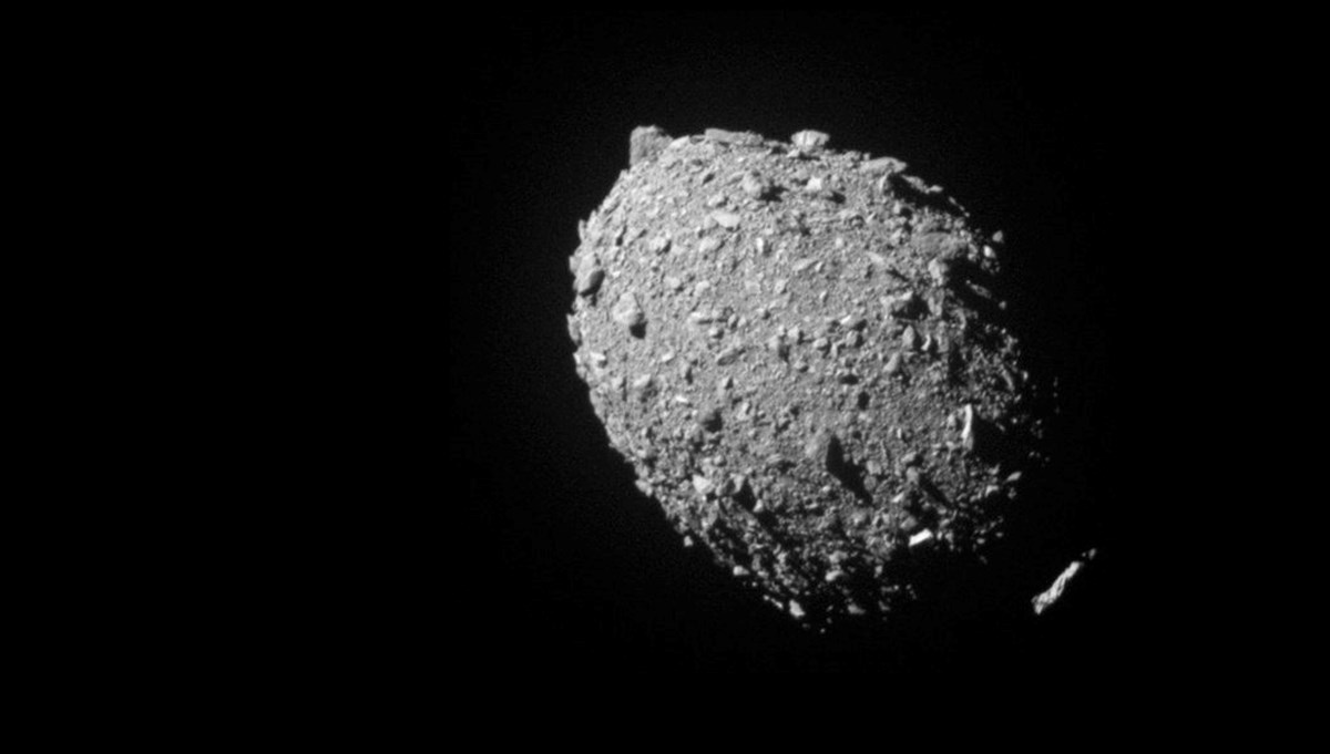 NASA yok etmişti: Asteroit parçaları 10 yıl içinde Dünya'ya çarpabilir