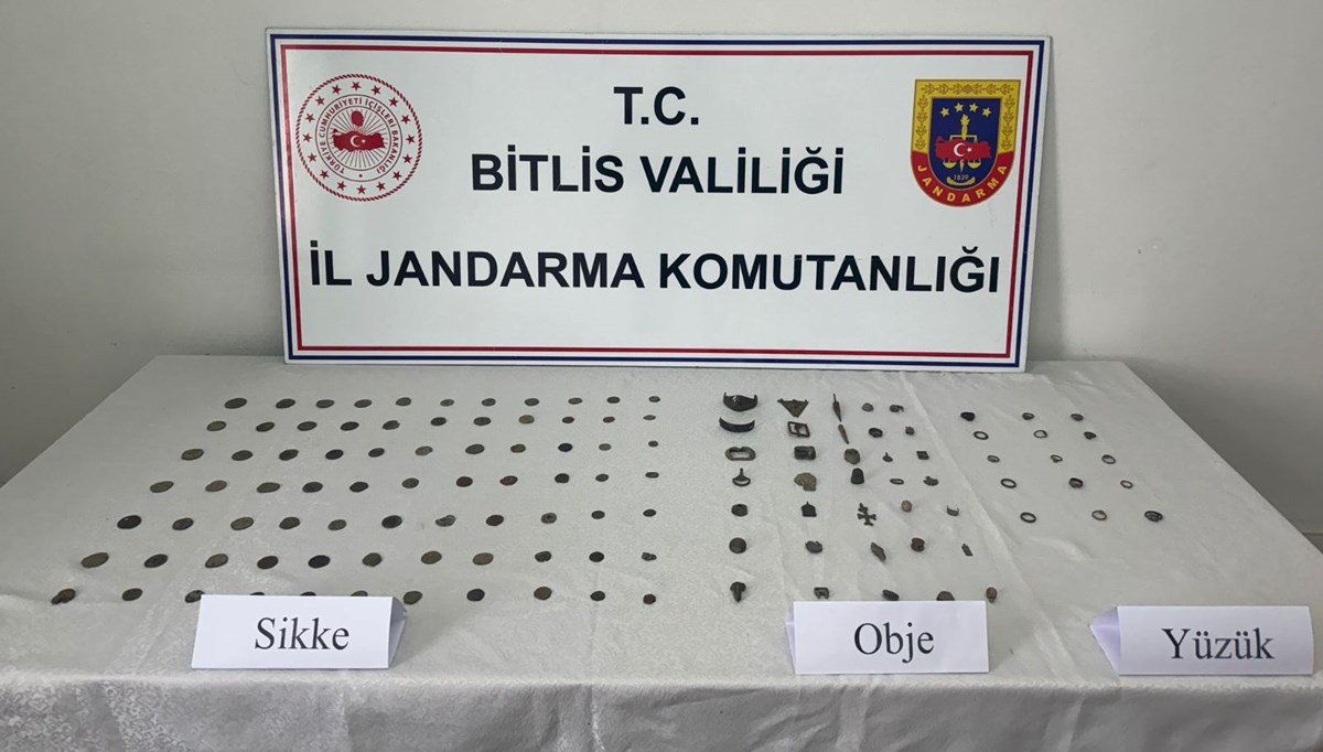 Bitlis'te 131 parça tarihi eser ele geçirildi