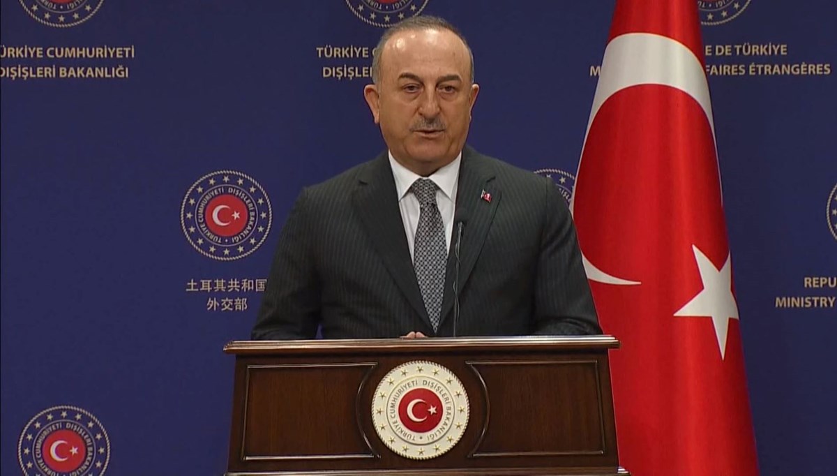 Bakan Çavuşoğlu: Yabancı arama- kurtarma ekipleriyle ilgili iddialar doğru değil