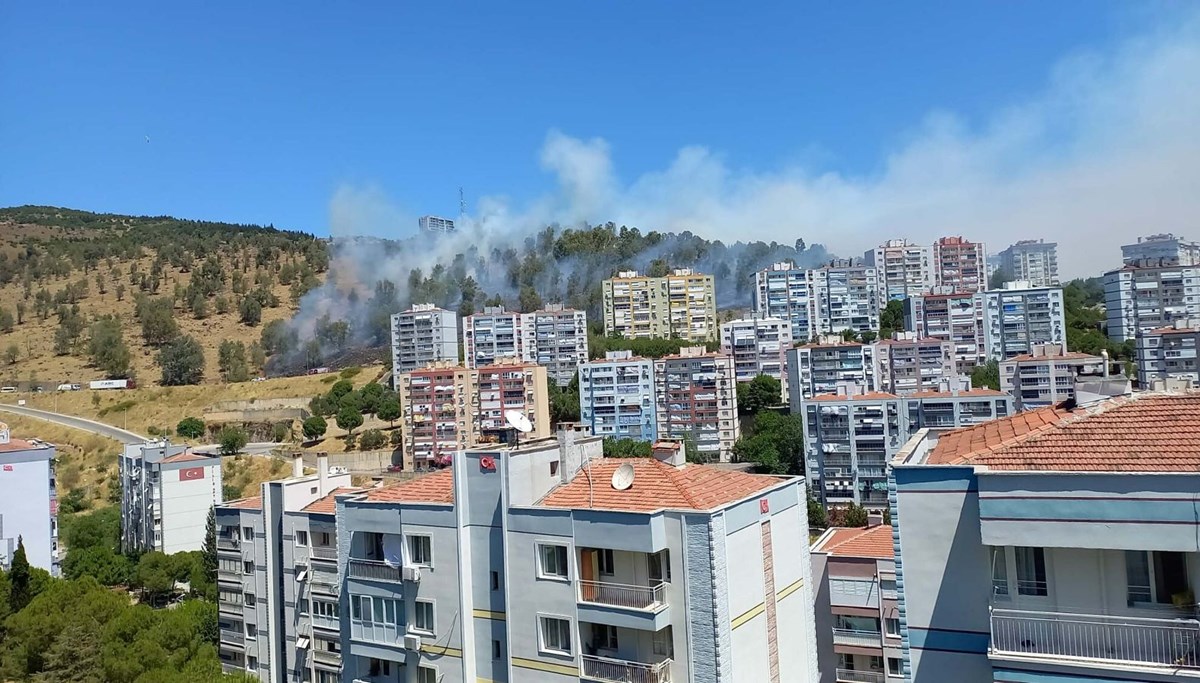 İzmir’de üç noktada orman yangını: Havadan ve karadan müdahale sürüyor