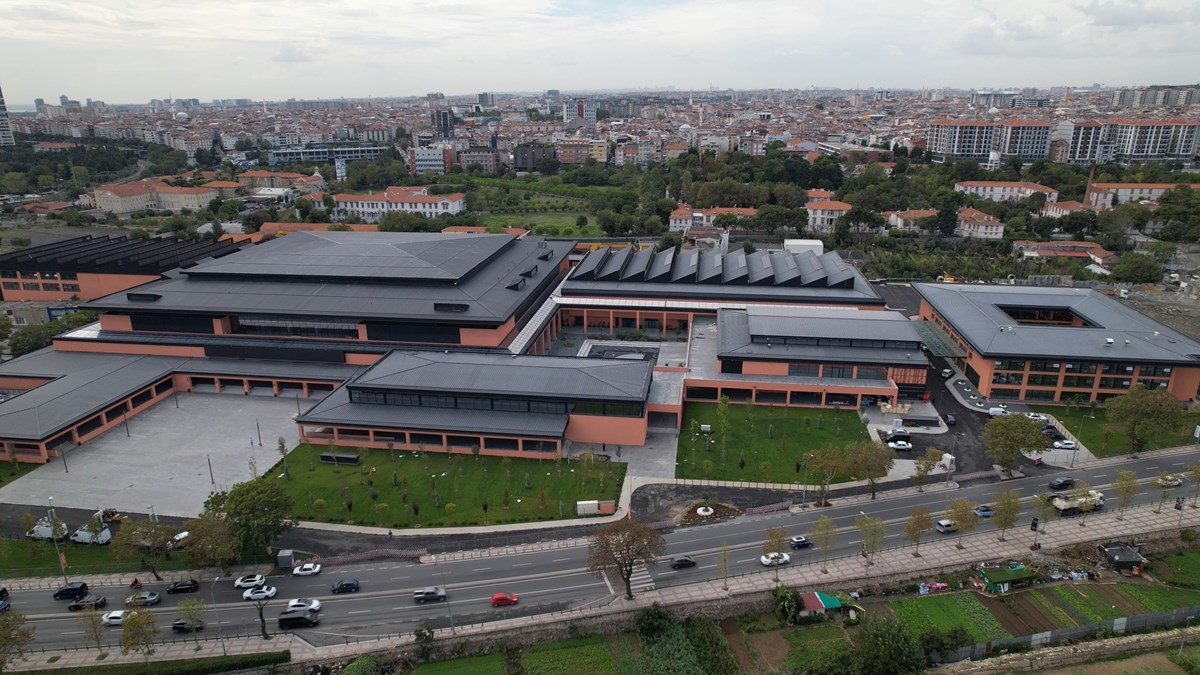 Basketbol Gelişim Merkezi, 150 bin metrekare büyüklüğe sahip.