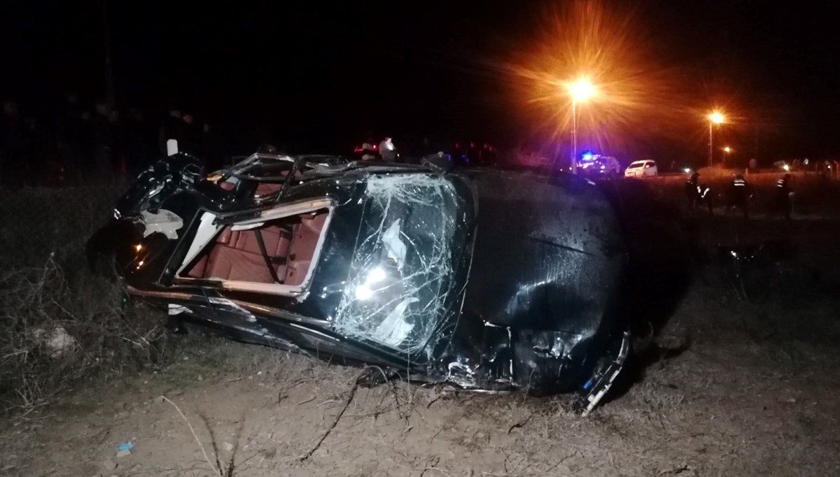 Tokat'ta tarlaya devrilen otomobildeki 4 kişi yaralandı