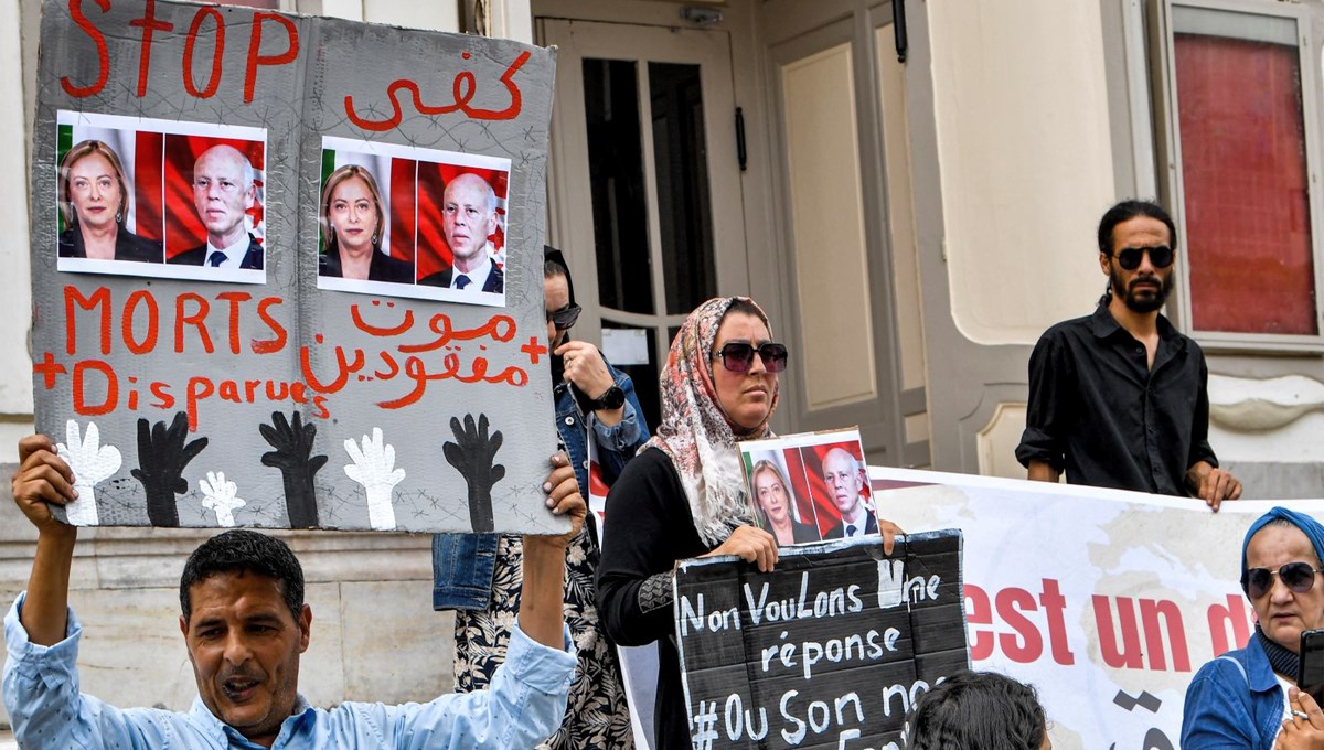 İtalya Başbakanı Giorgia Meloni'ye Tunus'ta protestolu karşılama