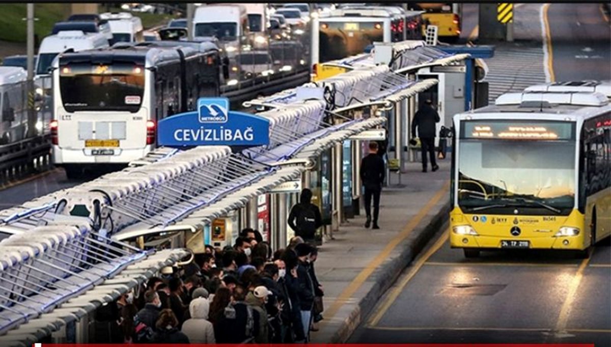 30 Ağustos'ta toplu taşıma ücretsiz mi? (Metro, marmaray ve otobüsler bedava mı?)