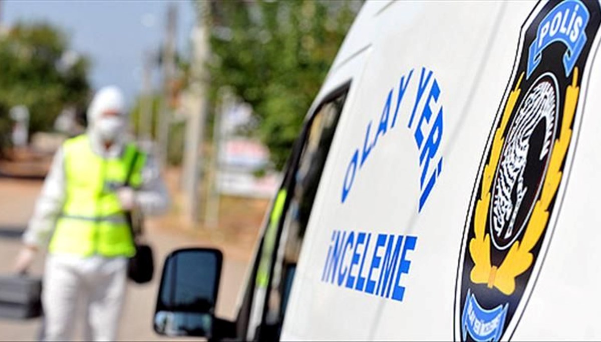 İzmir'deki bir evde 3 kişinin cansız bedeni bulundu