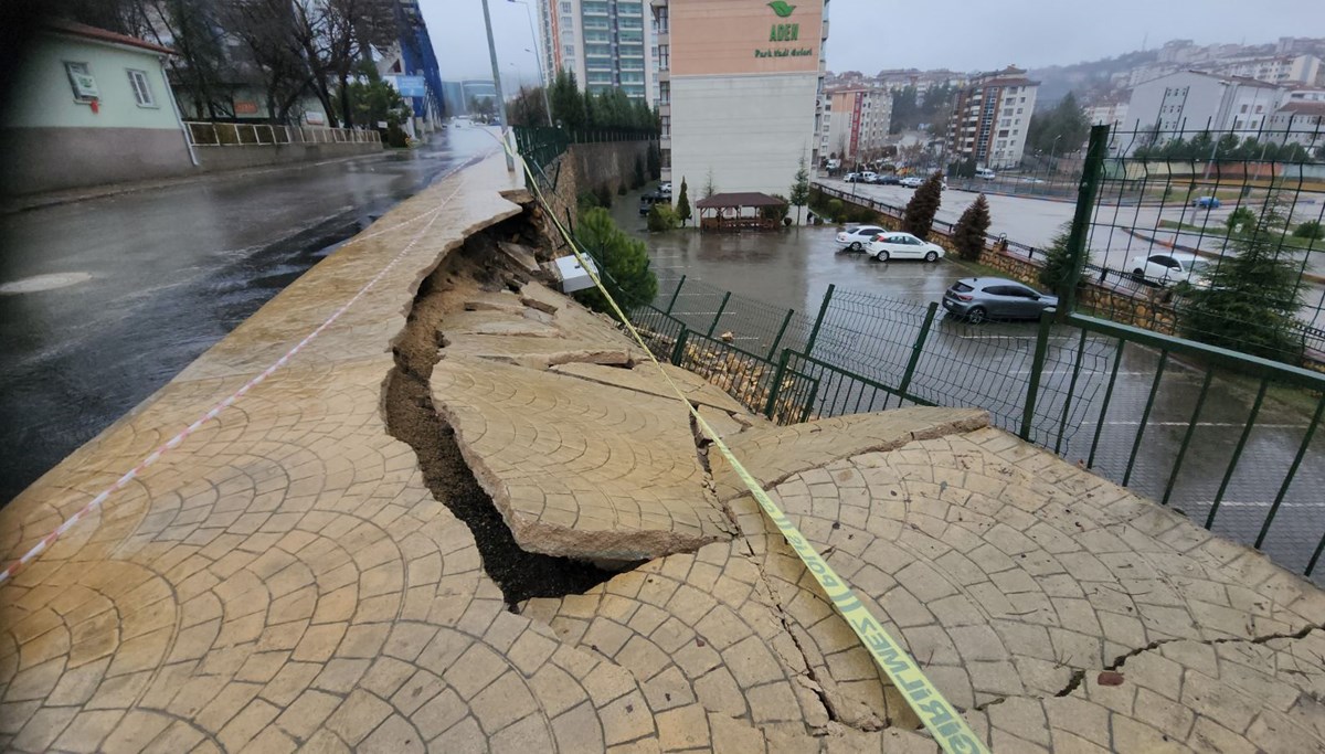 Karabük'te sağanak hayatı olumsuz etkiledi