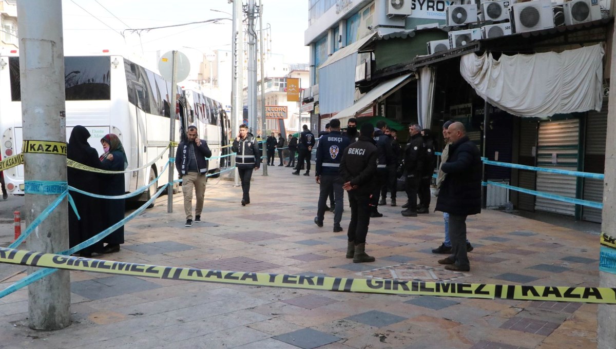 50 yıllık pasaj mühürlendi: Yıkılma tehlikesi var