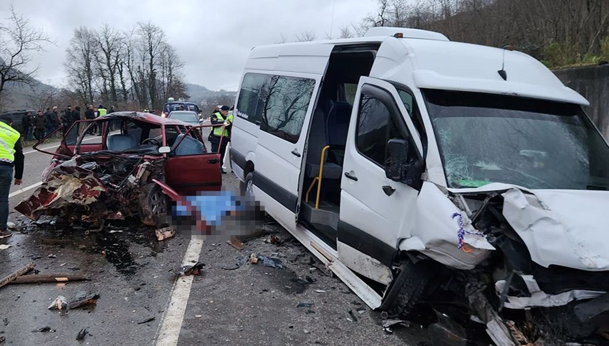 Ordu'da kafa kafaya feci kaza: 2 ölü, 2 yaralı