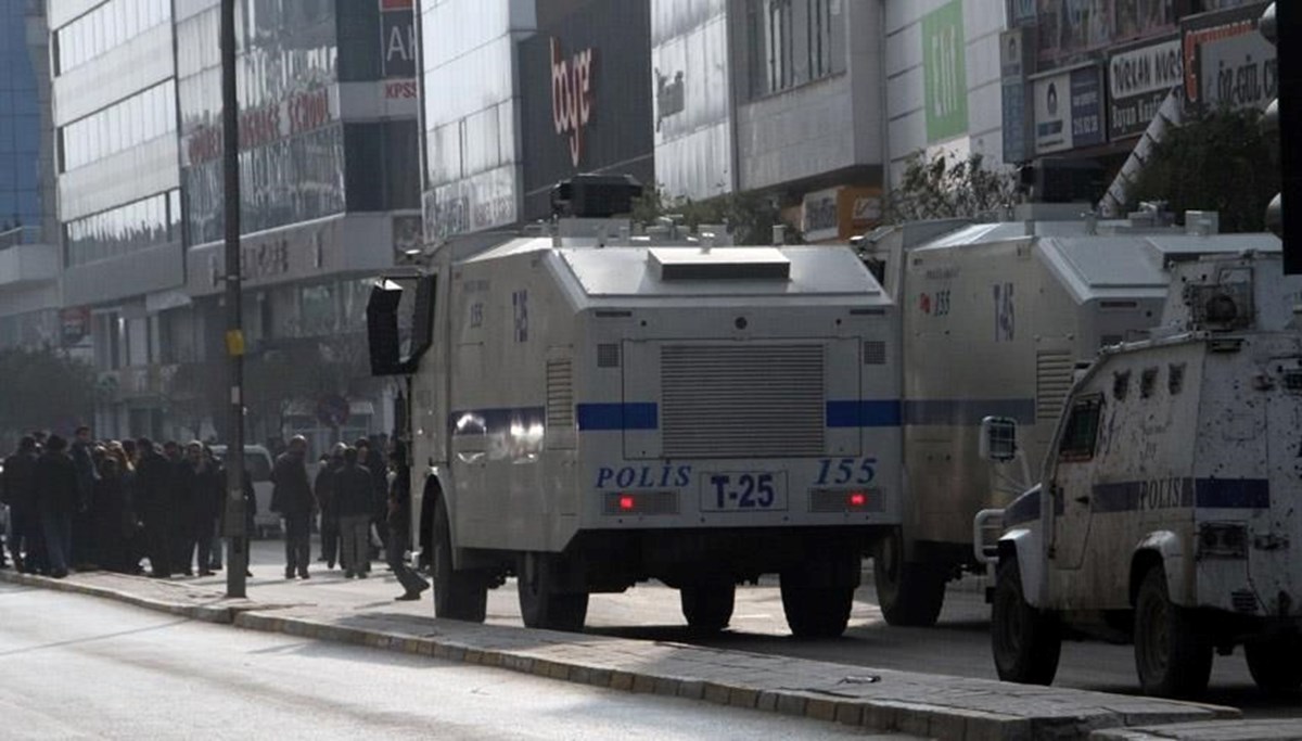 Van'da gösteri ve yürüyüşler 15 gün yasaklandı