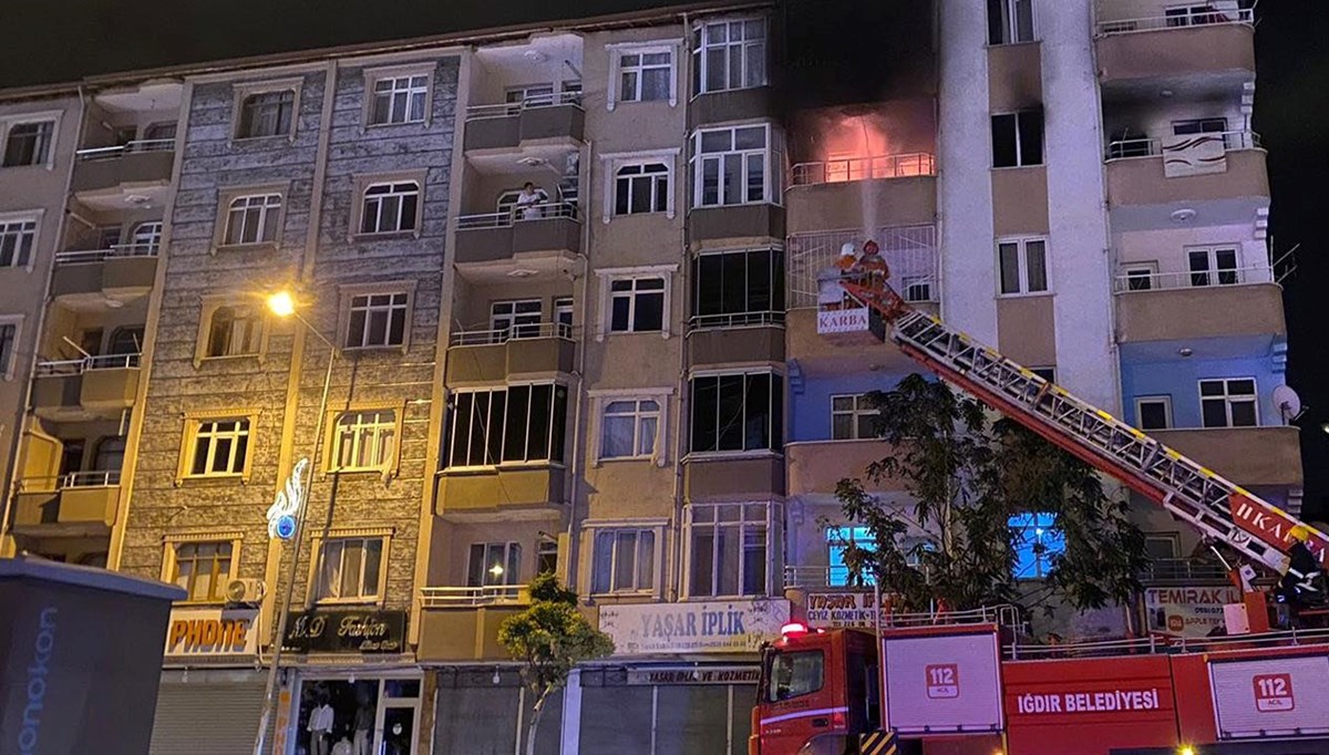 Iğdır'da apartman yangını: 'Kiracı evi ateşe verdi' iddiası