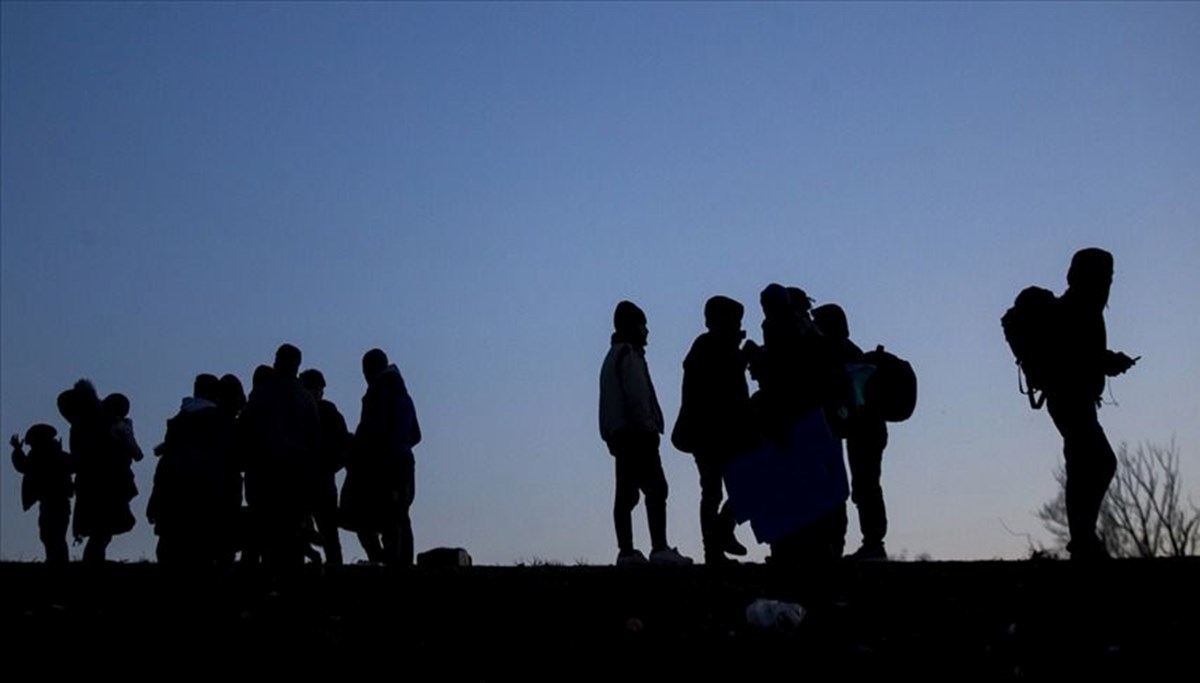 Kırklareli'nde 13 düzensiz göçmen yakalandı