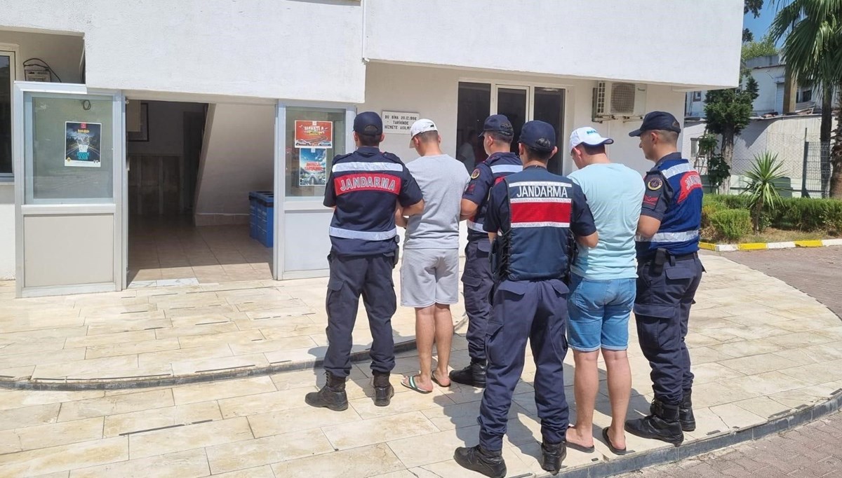 Antalya'da biri Interpol tarafından aranan 39 kişi yakalandı