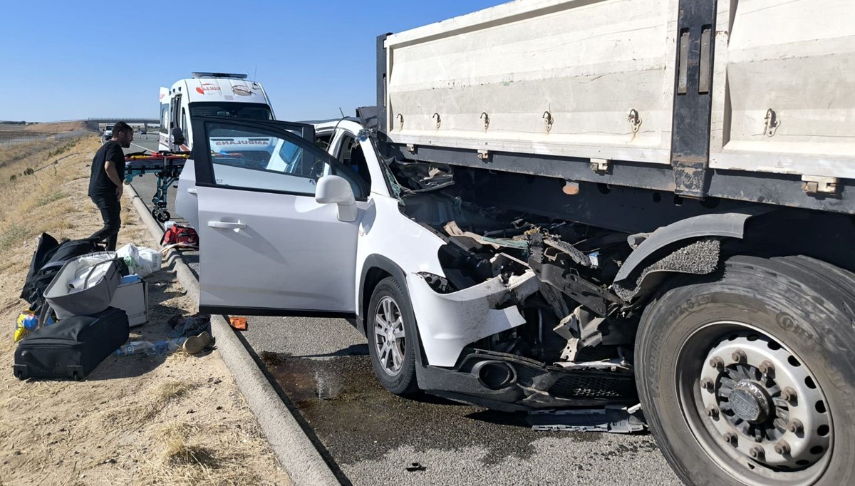 Aksaray'da TIR'a arkadan çarpan cipin sürücüsü öldü