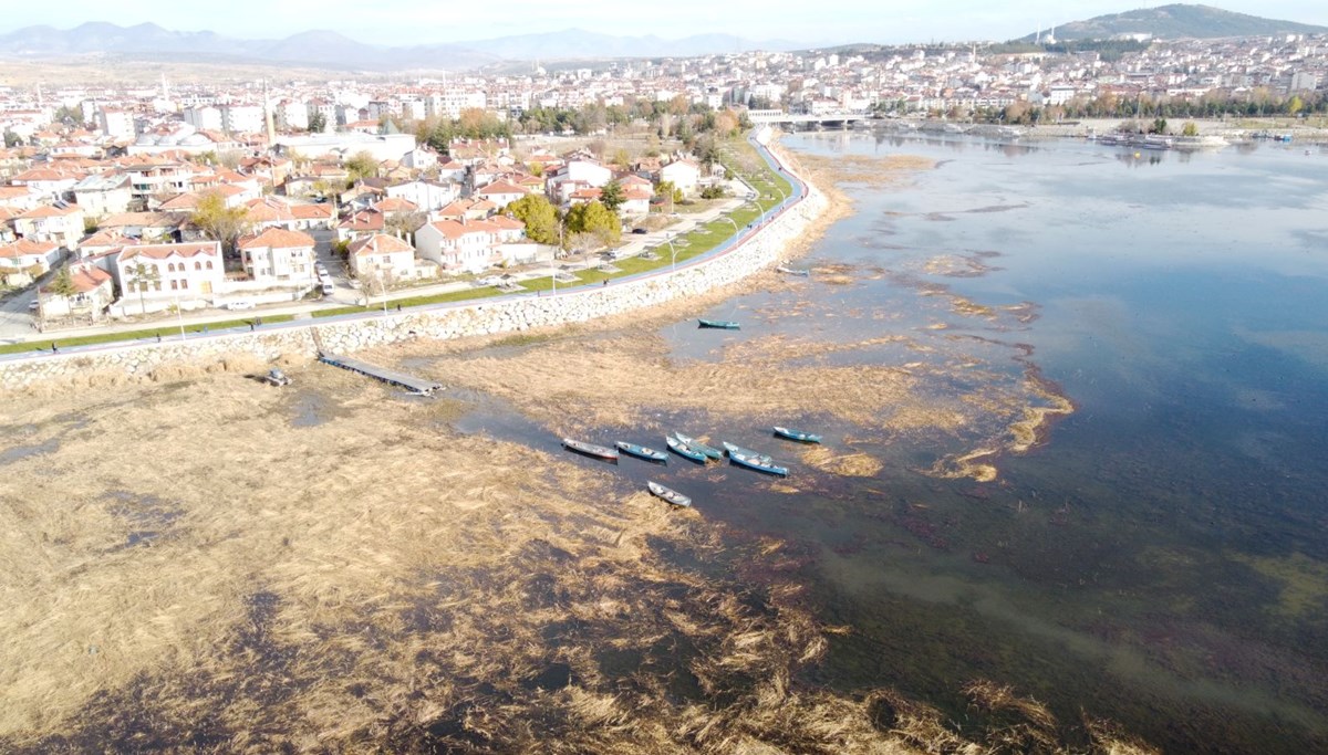 Beyşehir Gölü'nde korkutan görüntü