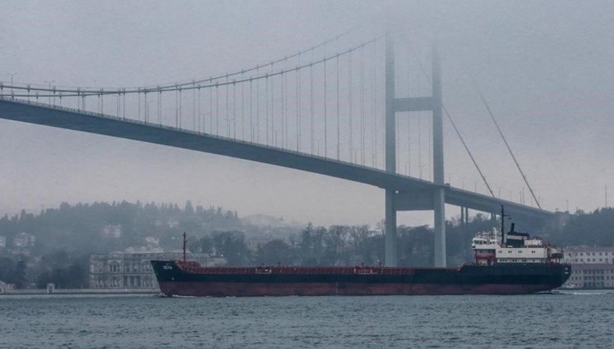 Boğazlardan gemi geçişinde zamlı tarife yarın başlıyor