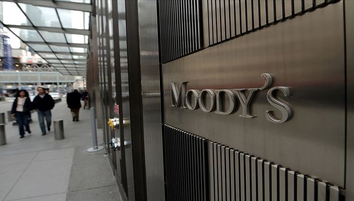 Moody's küresel ekonomik büyümenin yavaşlamasını bekliyor