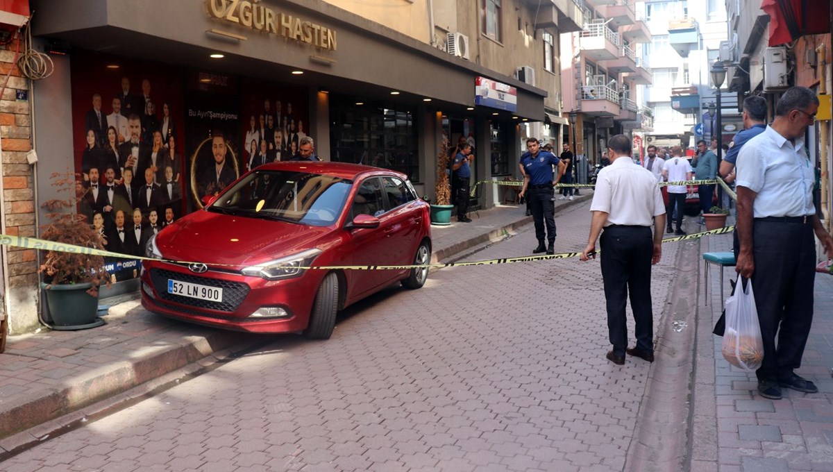 Tartışmada kan aktı: Şüpheli kaçtı