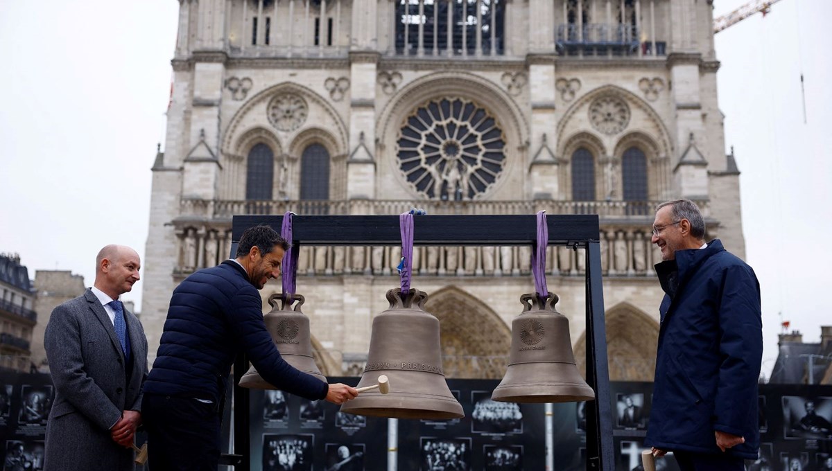 Bir ay sonra açılıyor! Notre Dame'da çanlar beş yıl aradan sonra ilk kez çaldı