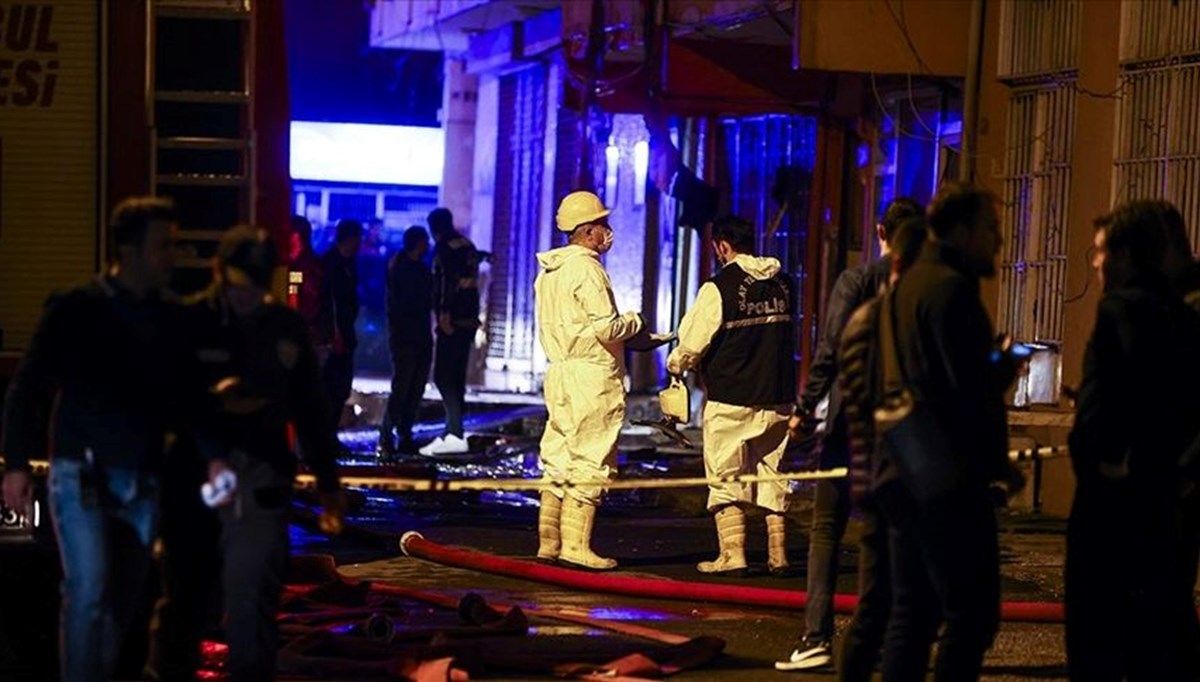 Ardahan'da sobadan çıkan yangın evi küle çevirdi