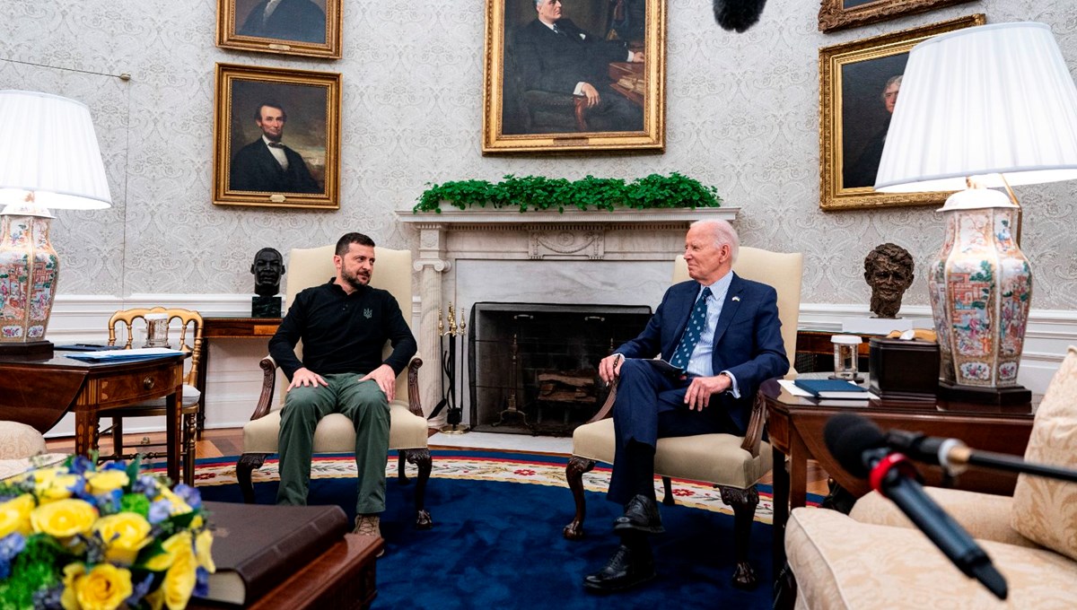 Biden ve Zelenski, Beyaz Saray'da bir araya geldi