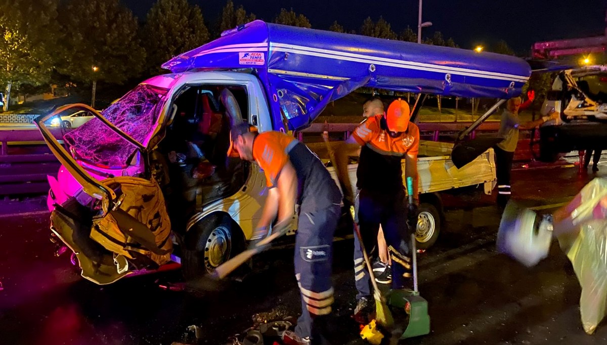 İstanbul'da polis kovalamacası kazayla bitti: 1'i ağır 5 yaralı