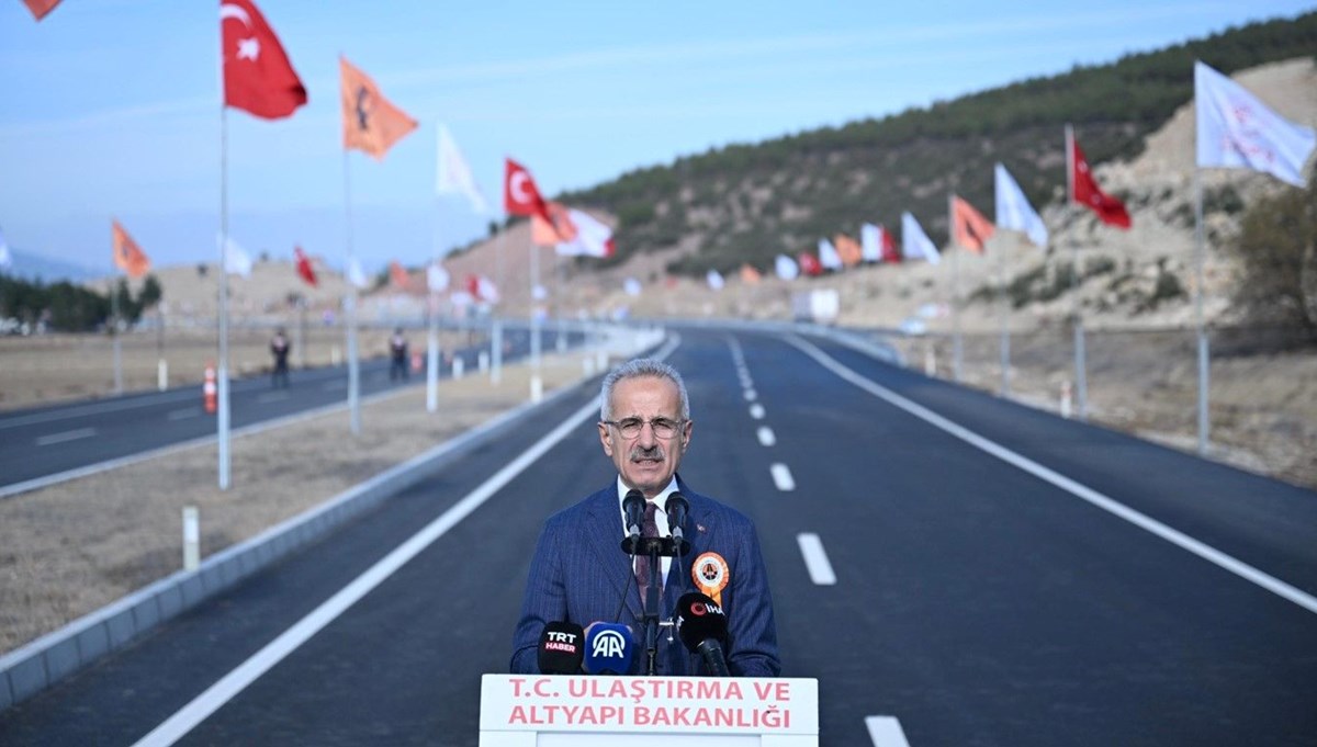 Antalya'da dev proje hizmete girdi: Kızılkaya-Bozova-Korkuteli yolu açıldı