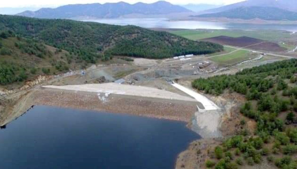 Gaziantep'te gölete giren iki kardeşten biri boğuldu