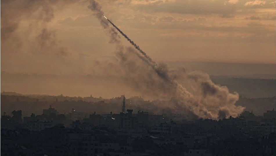 Hizbullah, Tel Aviv'i vurdu: İstihbarat üssü hedef alındı